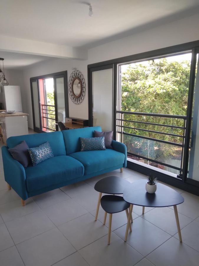 Le Yuka Apartment Сен Франсоа Екстериор снимка